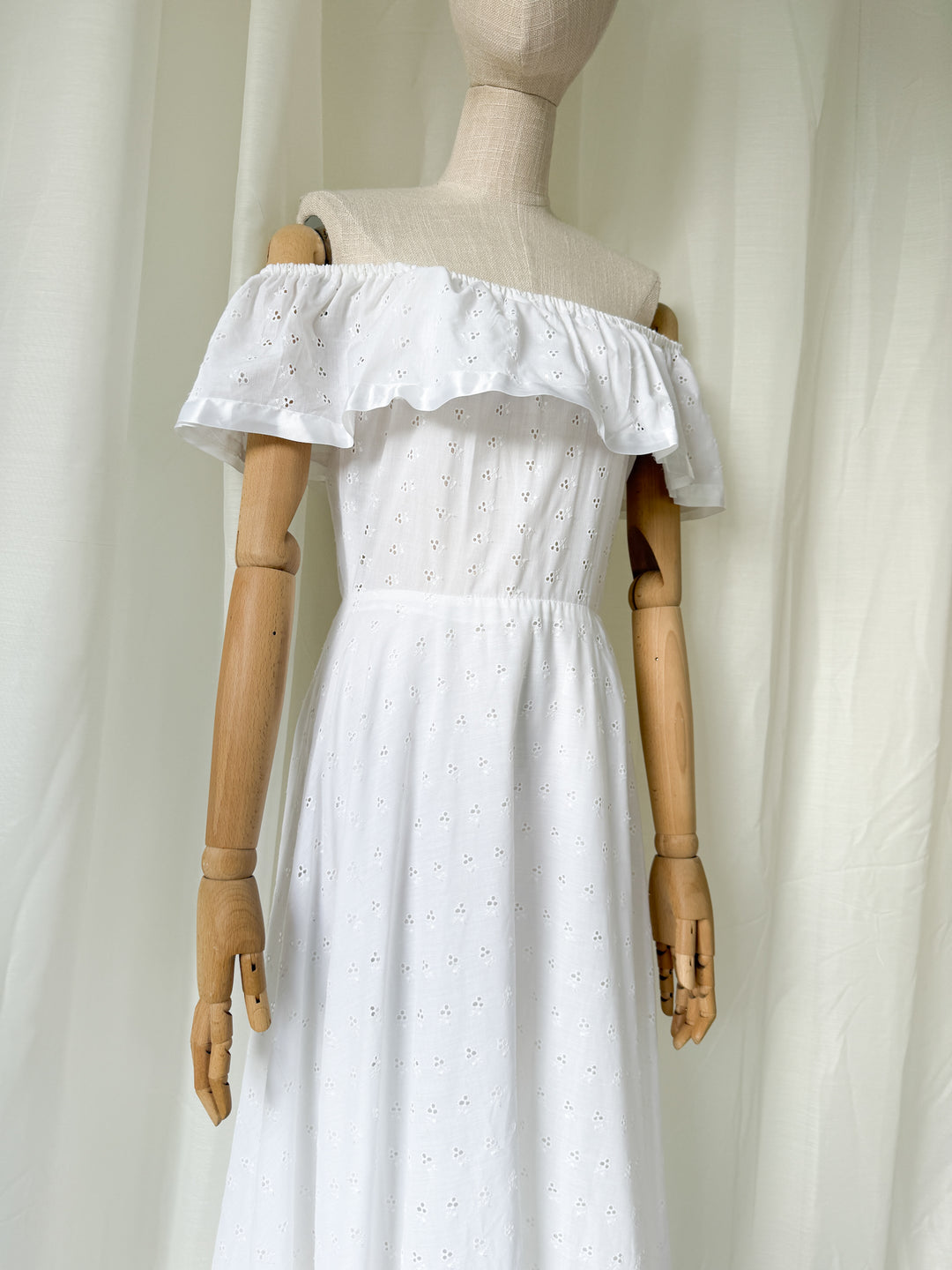 Divine 70s Cotton Broderie Anglaise Frill Neckline White Maxi Dress