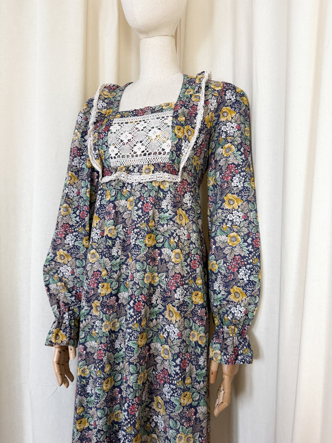 Precious Rare 1970s Monet London Lace Bodice Floral Cotton Maxi Dress