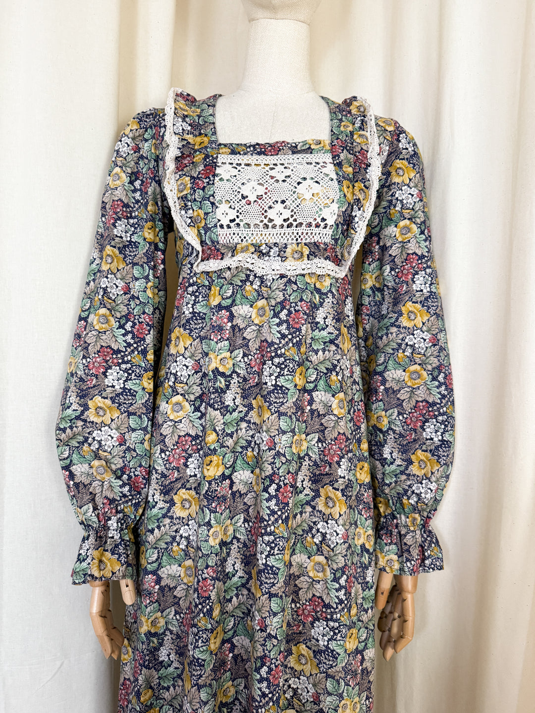 Precious Rare 1970s Monet London Lace Bodice Floral Cotton Maxi Dress