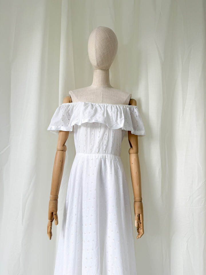 Divine 70s Cotton Broderie Anglaise Frill Neckline White Maxi Dress