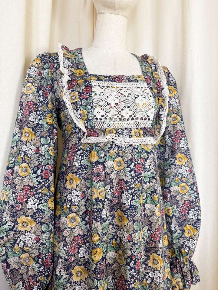 Precious Rare 1970s Monet London Lace Bodice Floral Cotton Maxi Dress