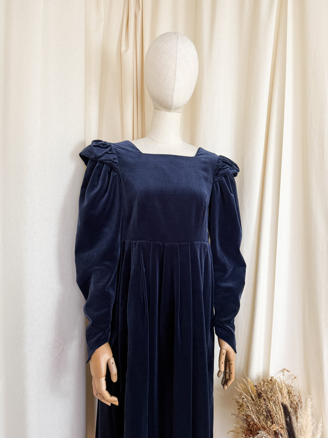 Breathtaking Rare Early 80s Cotton Velvet Laura Ashley Midi Dress