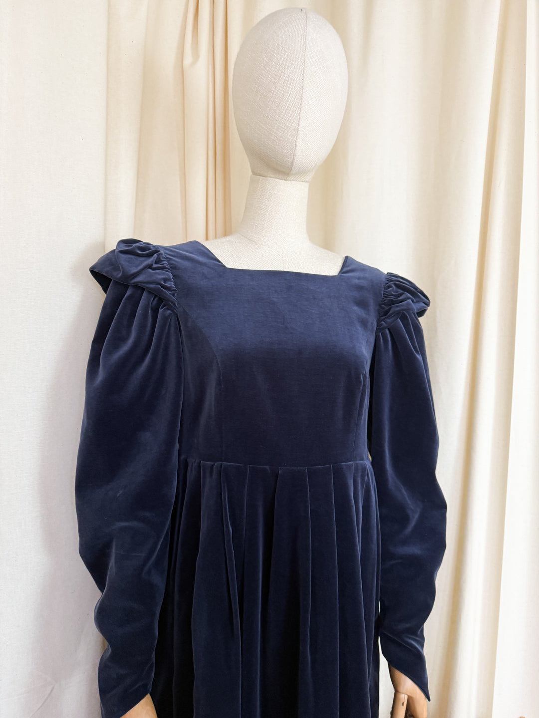 Breathtaking Rare Early 80s Cotton Velvet Laura Ashley Midi Dress