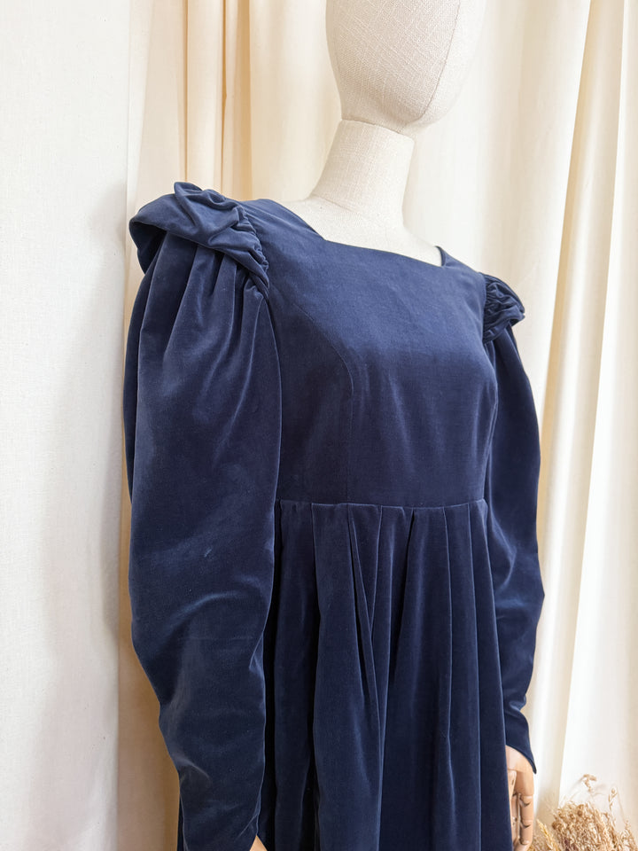 Breathtaking Rare Early 80s Cotton Velvet Laura Ashley Midi Dress
