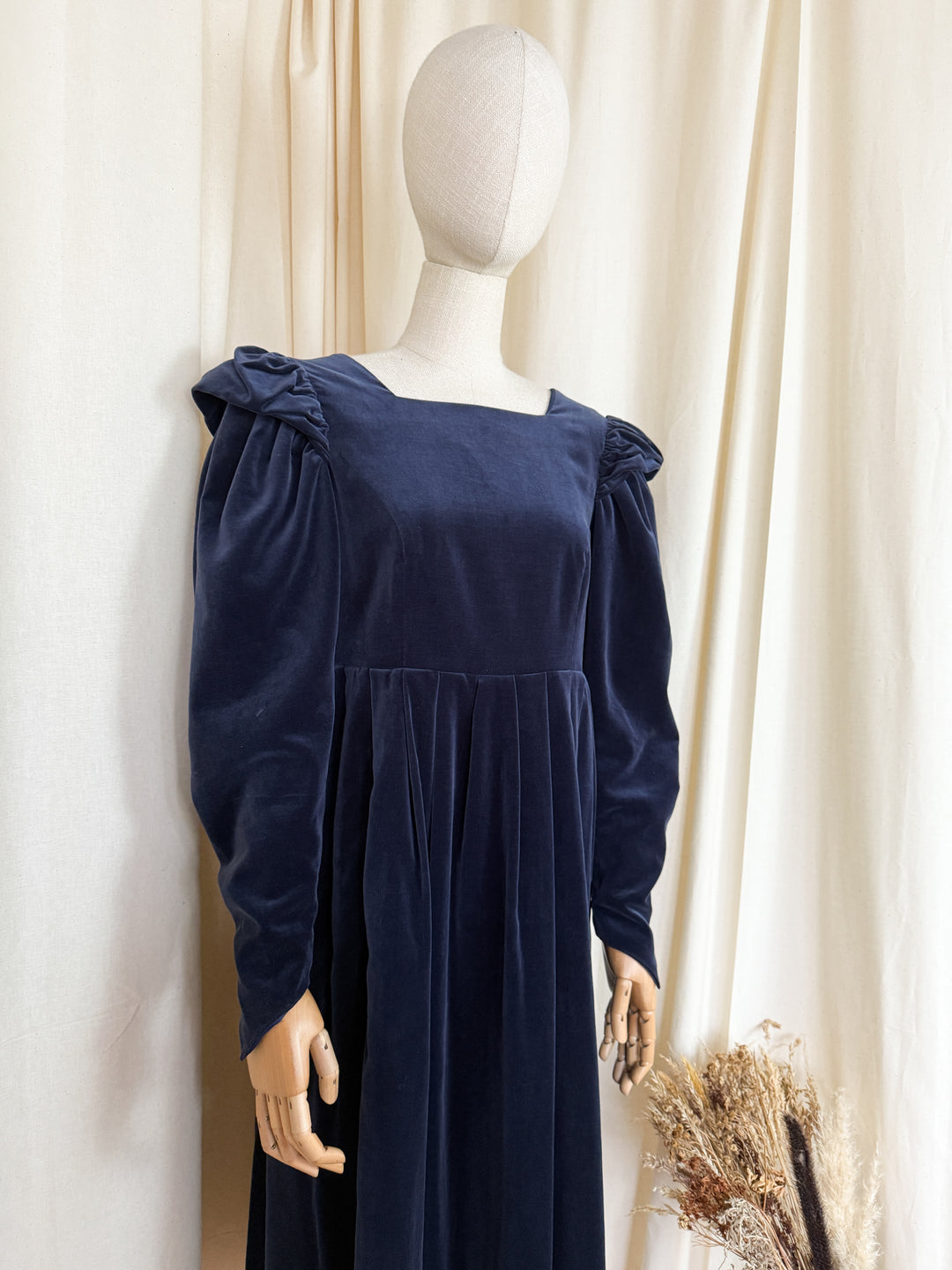 Breathtaking Rare Early 80s Cotton Velvet Laura Ashley Midi Dress
