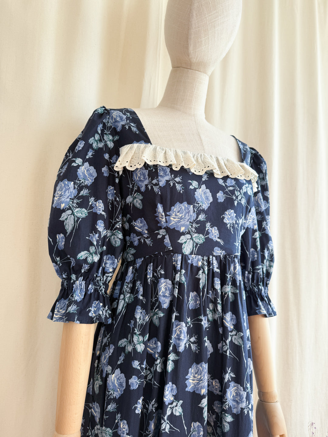 Heavenly Rare 70s Anne Reeves Cotton Prairie Dress