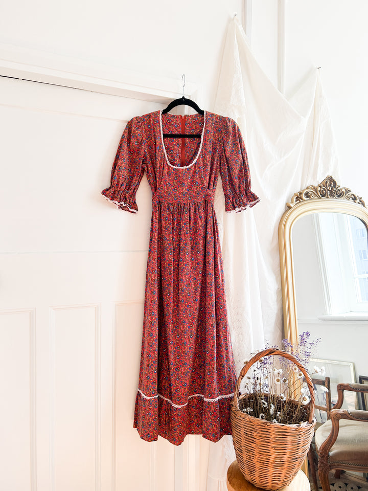 STUNNING RED BOHEMIAN FLORAL COTTON PRAIRIE DRESS BY ENGLISH LADY