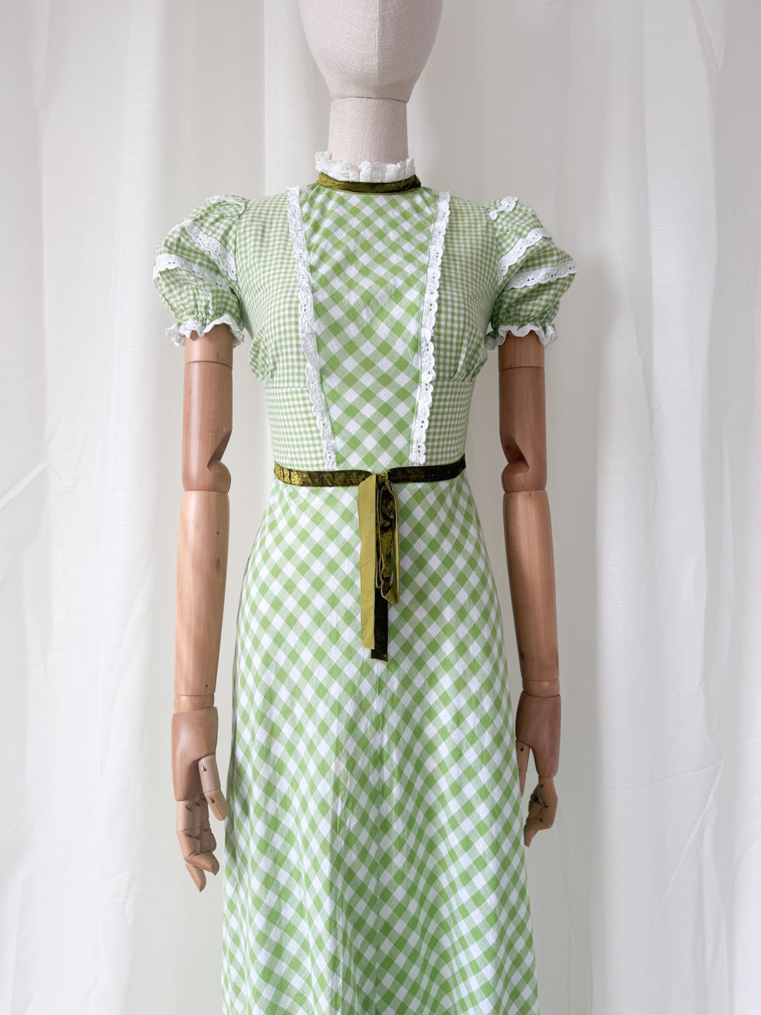 Incredible Stunning Cotton Gingham 70s Maxi Dress
