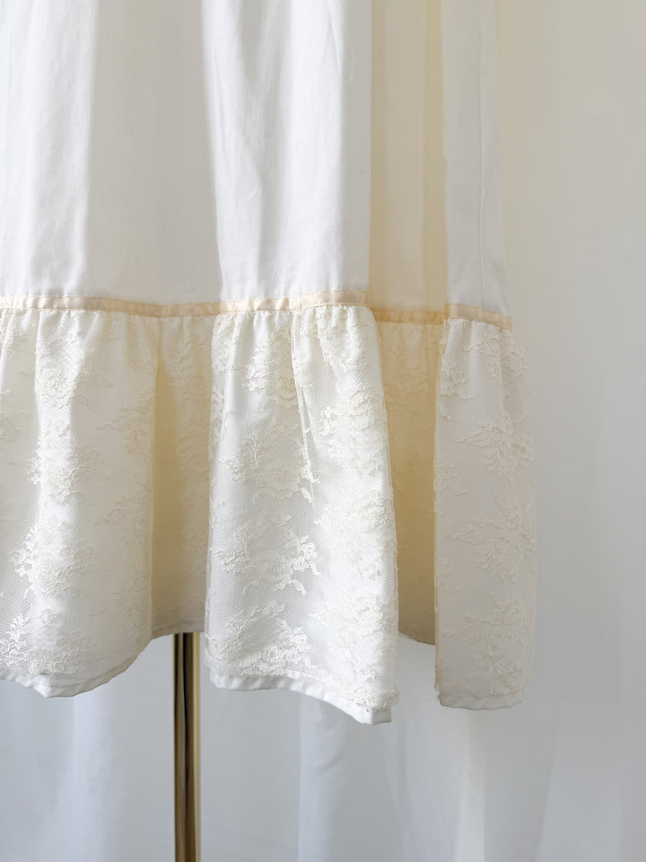 Breathtaking Ethereal 70s Cotton and Lace Ivory Maxi Dress