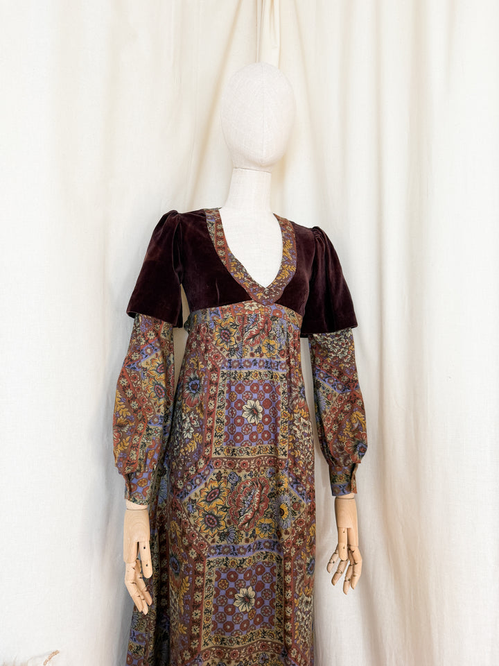 Beautiful Rare 70s Velvet and Wool Wallis Maxi Dress