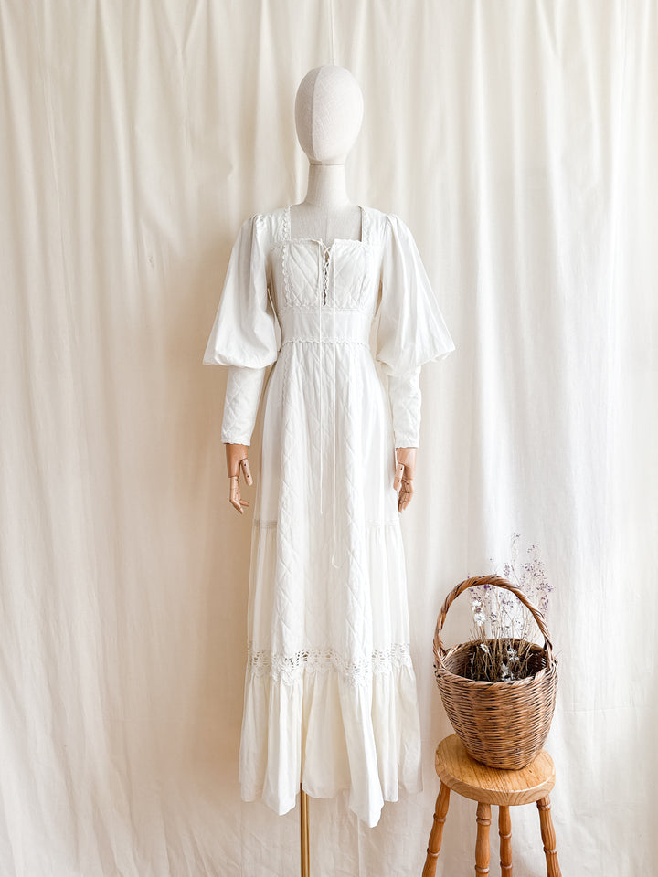Beautiful Precious 70s Holy Grail Rare Calico Cotton Corset Bust Maxi Dress by Gunne Sax
