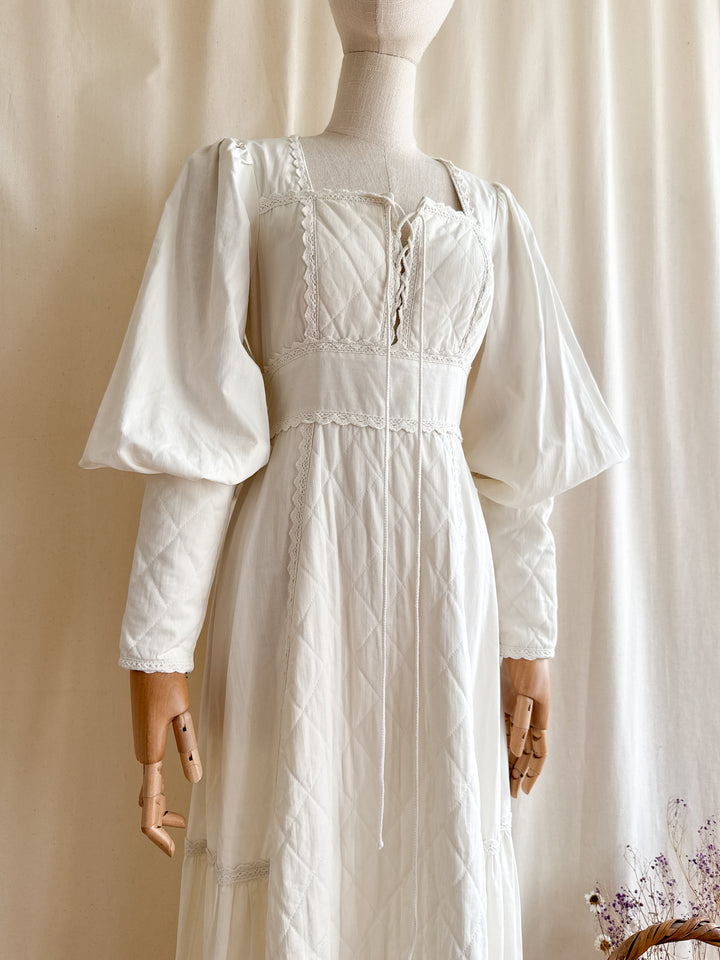 Beautiful Precious 70s Holy Grail Rare Calico Cotton Corset Bust Maxi Dress by Gunne Sax