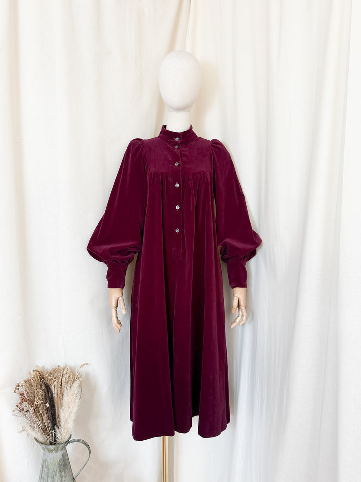 Precious Holy Grail Rare 70s Laura Ashley Velvet Smock Dress