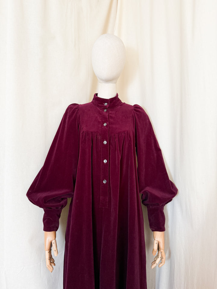 Precious Holy Grail Rare 70s Laura Ashley Velvet Smock Dress