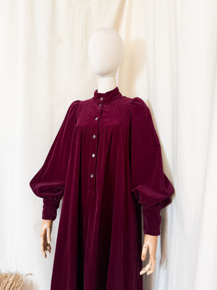 Precious Holy Grail Rare 70s Laura Ashley Velvet Smock Dress
