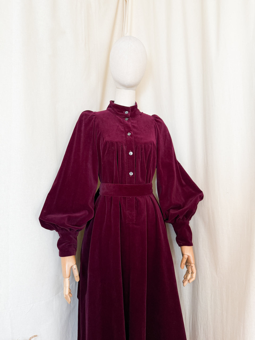 Precious Holy Grail Rare 70s Laura Ashley Velvet Smock Dress