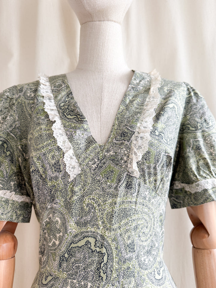 Stunning 70s Soft Green Paisley Print Cotton Maxi Dress