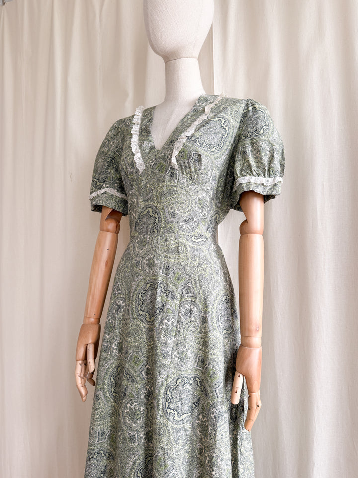 Stunning 70s Soft Green Paisley Print Cotton Maxi Dress
