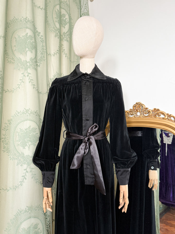 BLACK CAT ~ INSANE HOLY GRAIL RARE 1970S JEAN VARON VELVET MAXI DRESS