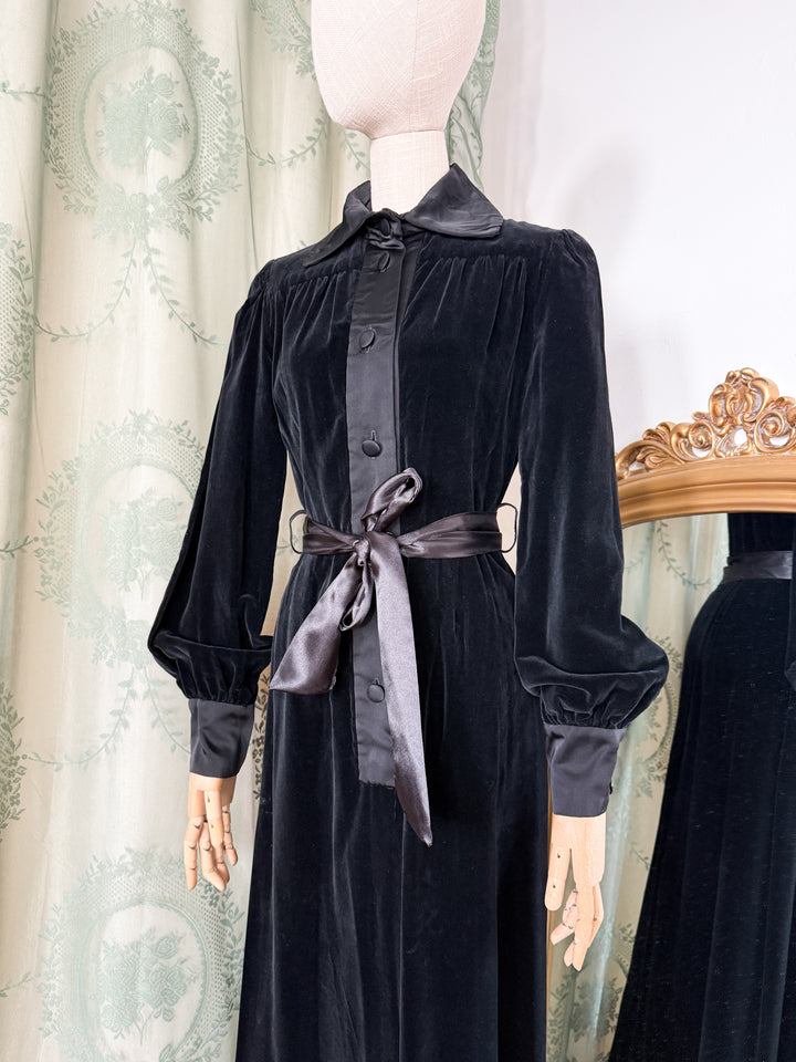BLACK CAT ~ INSANE HOLY GRAIL RARE 1970S JEAN VARON VELVET MAXI DRESS