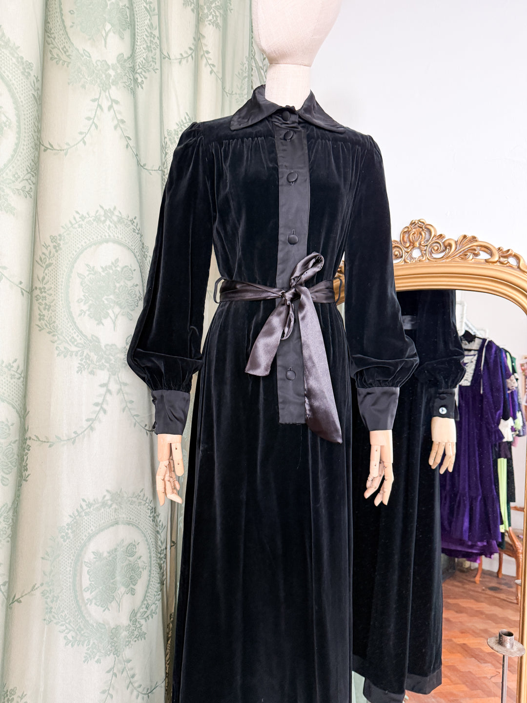 BLACK CAT ~ INSANE HOLY GRAIL RARE 1970S JEAN VARON VELVET MAXI DRESS