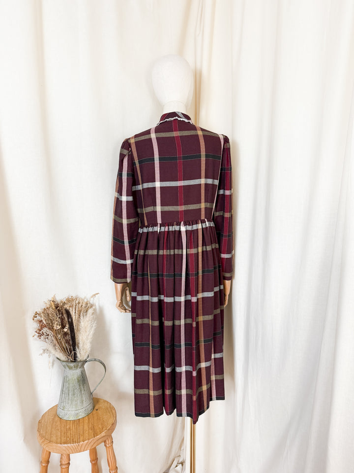 Adorable 80s Wool Blend Plaid Midi Dress