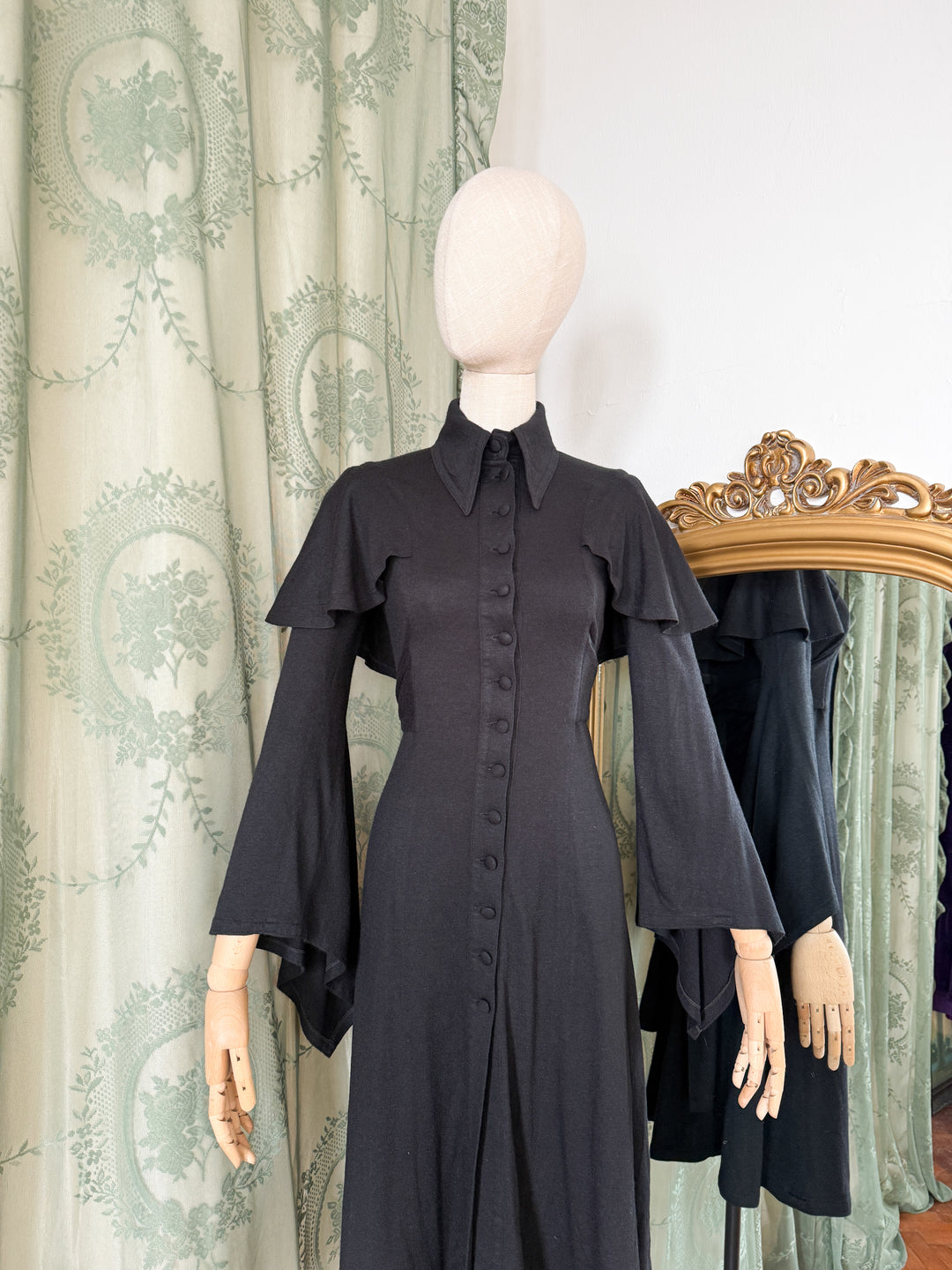BAT OUT OF HELL ~ PRECIOUSLY RARE HOLY GRAIL WOOL OSSIE CLARK LATE 1960S EARLY 1970S QUORUM MIDI DRESS