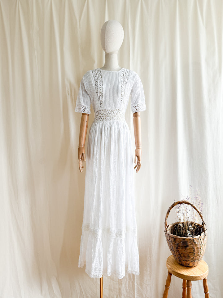 Incredible Precious Holy Grail Rare 70s Pintuck Mexican Lace Trimmed Maxi Dress