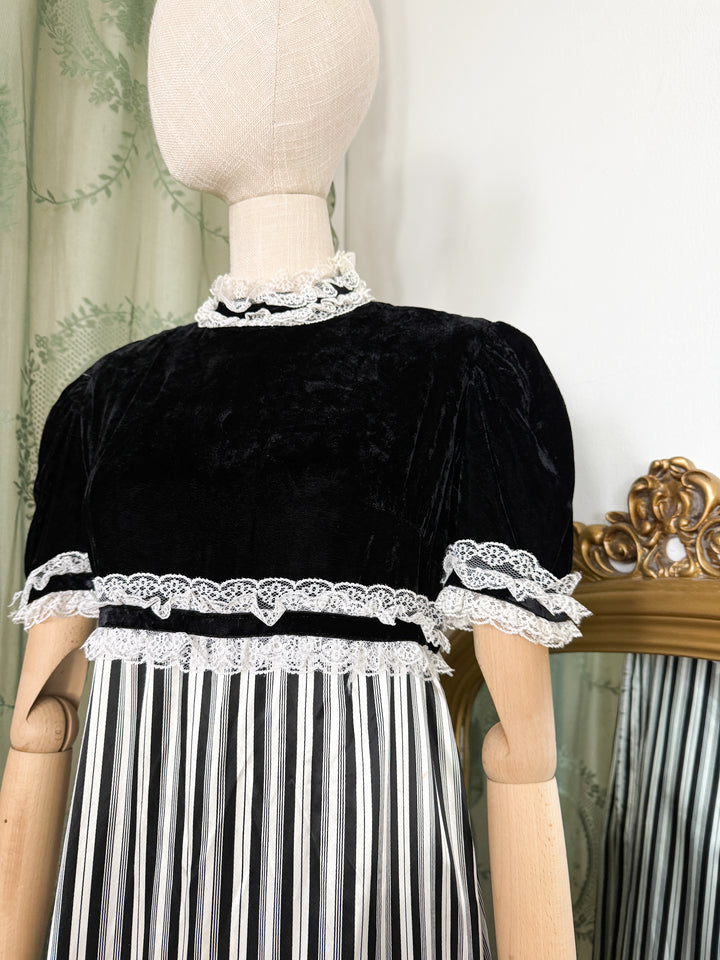 LYDIA ~ INSANE 1970S JOHN CHARLES SATIN AND LACE MAXI DRESS