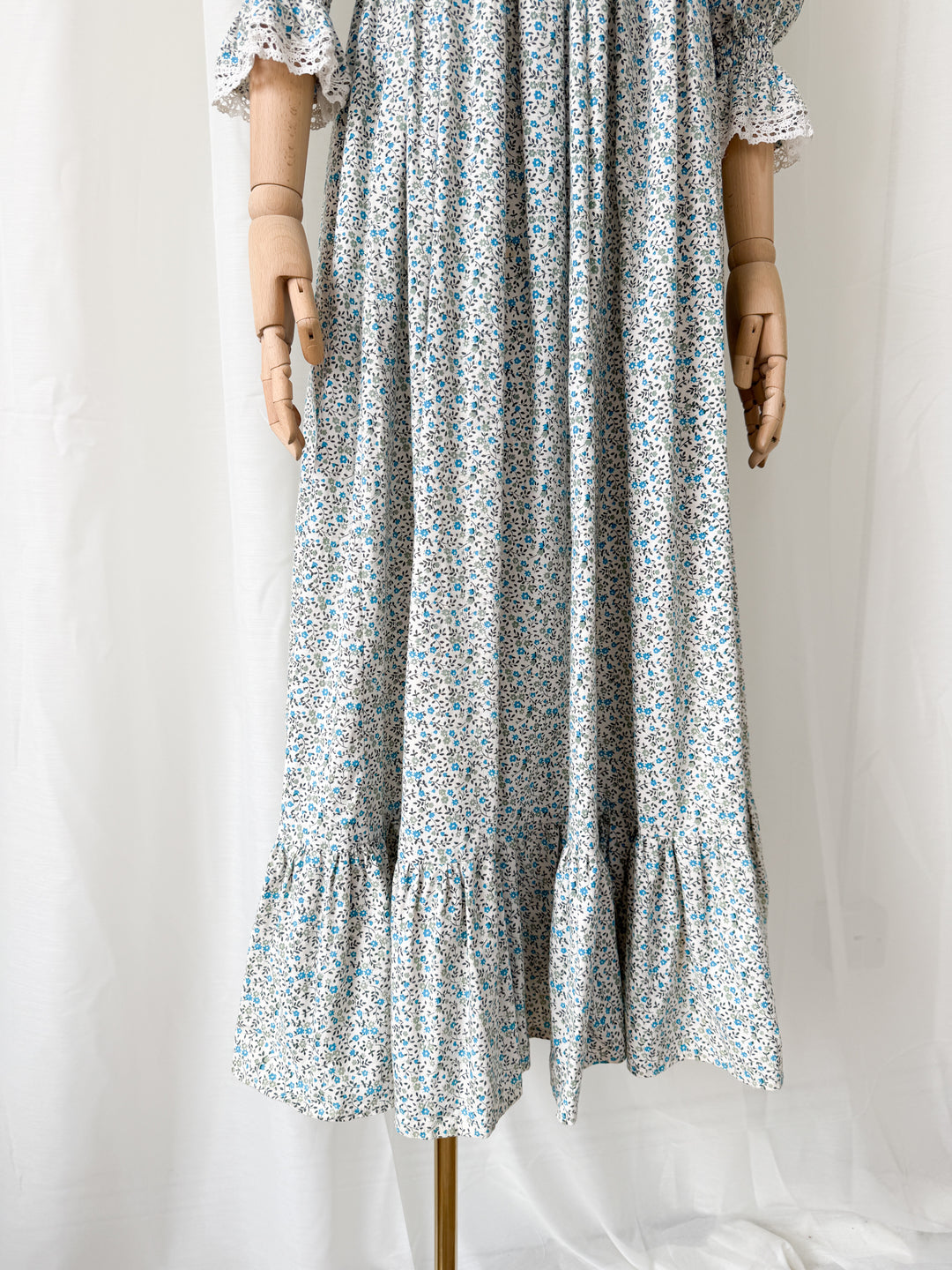 Precious Holy Grail Rare 1970s Laura Ashley Made in Wales Cotton Maxi Dress