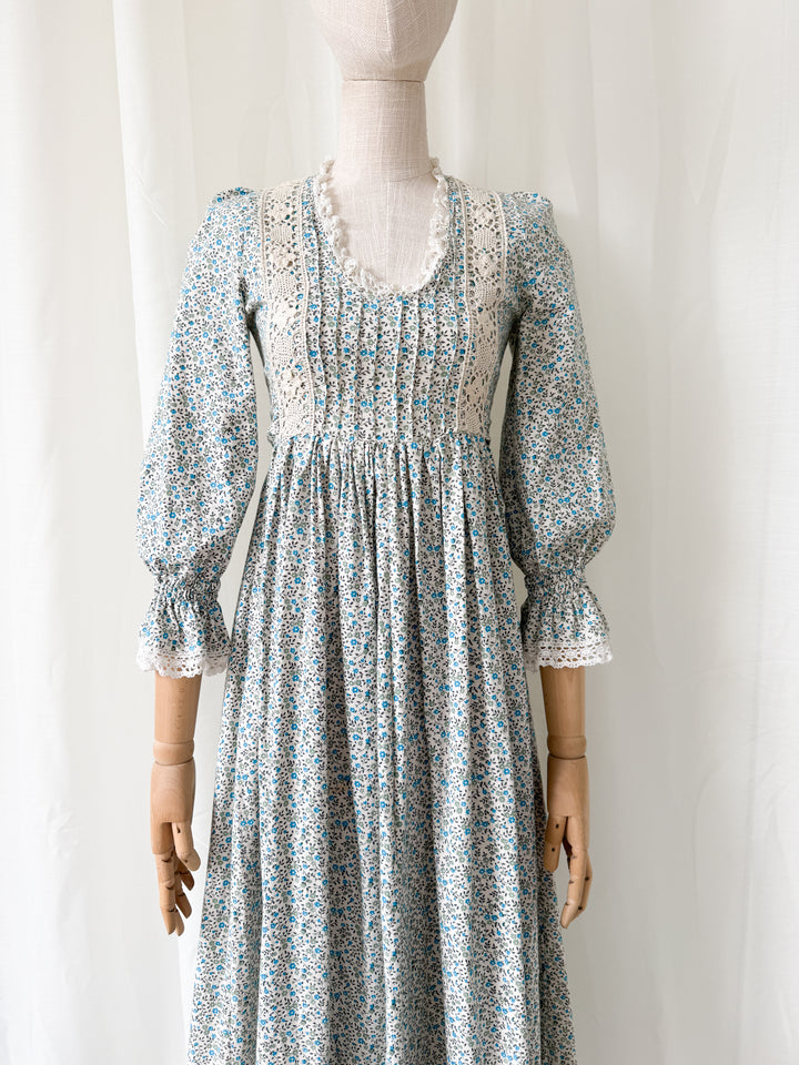 Precious Holy Grail Rare 1970s Laura Ashley Made in Wales Cotton Maxi Dress
