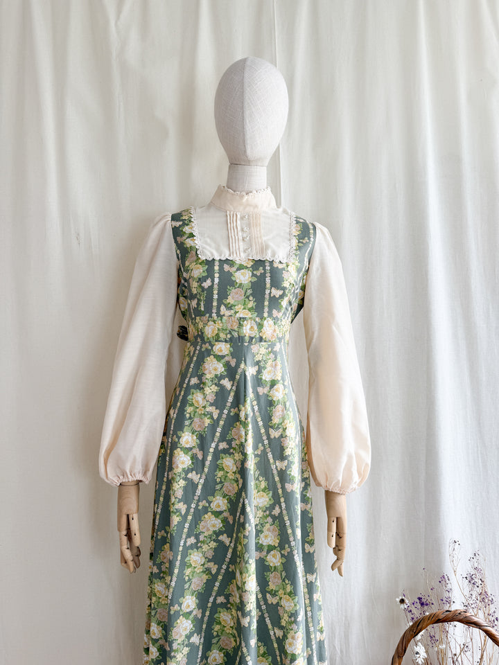 Gorgeous 70s Butterfly Print Floral Cotton Maxi Dress