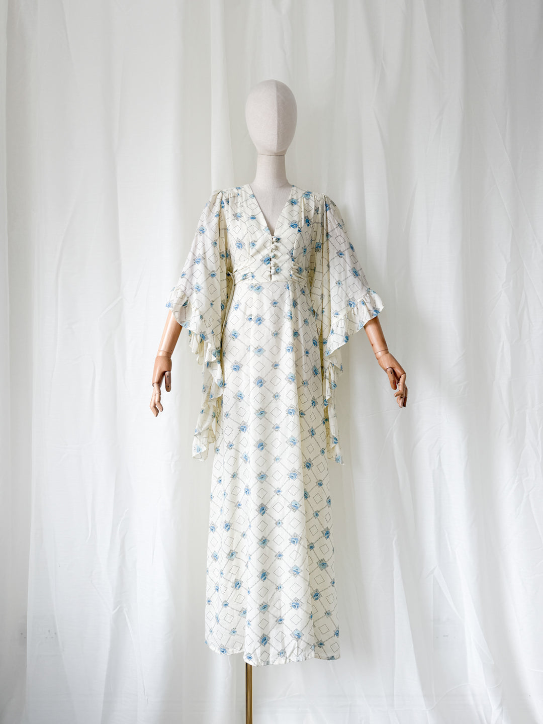 Heavenly Rare 1970s Angel Sleeve Cotton Maxi Dress
