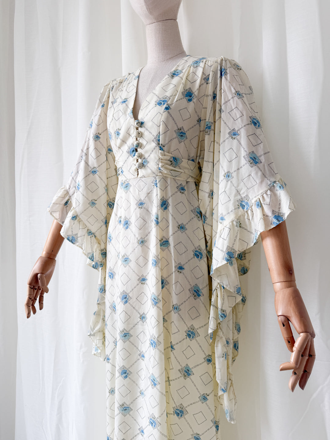 Heavenly Rare 1970s Angel Sleeve Cotton Maxi Dress