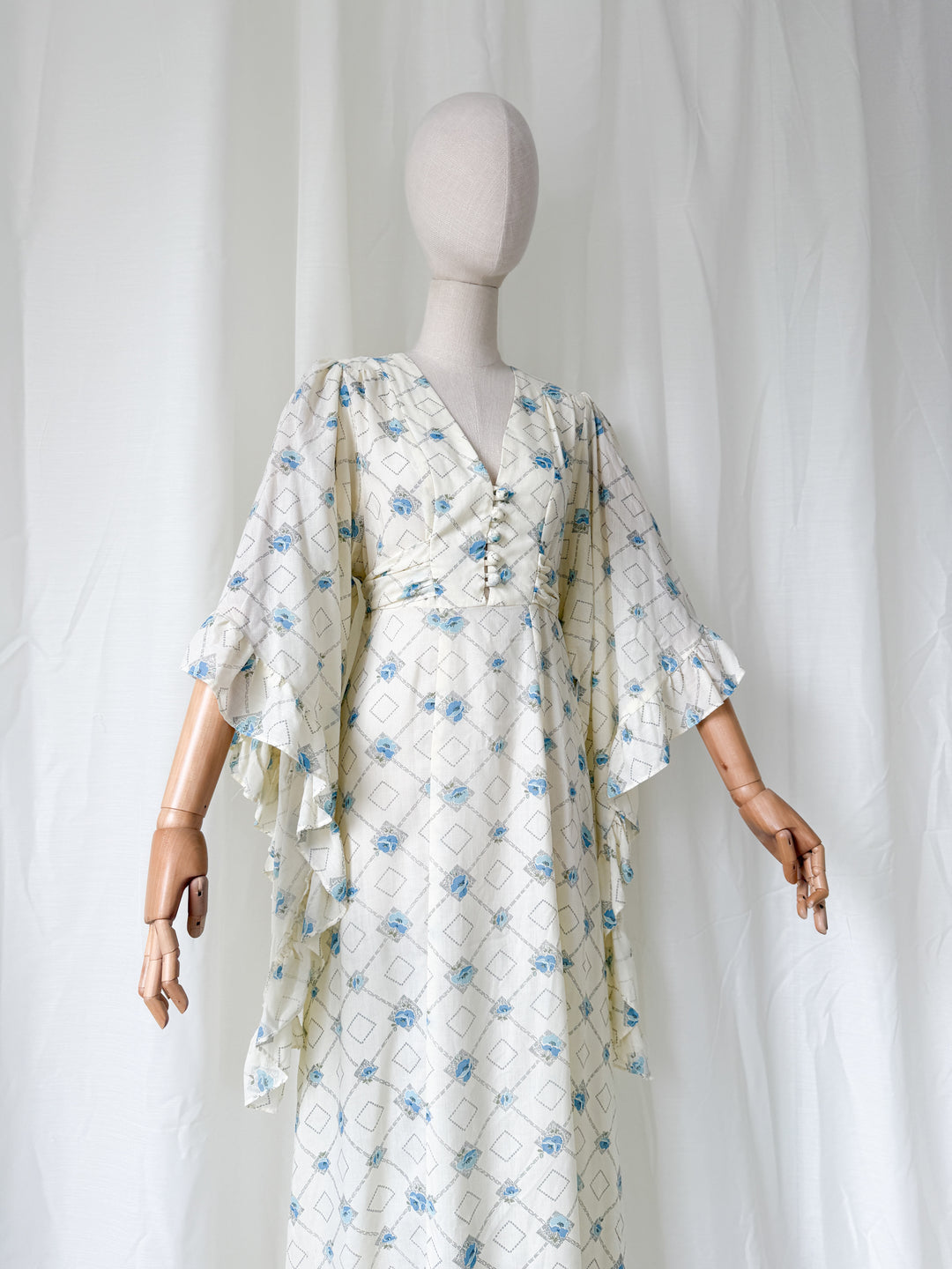 Heavenly Rare 1970s Angel Sleeve Cotton Maxi Dress