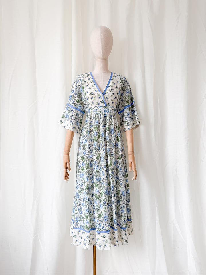Incredible 1970s Bohemian Raw Cotton Floral Midaxi Dress
