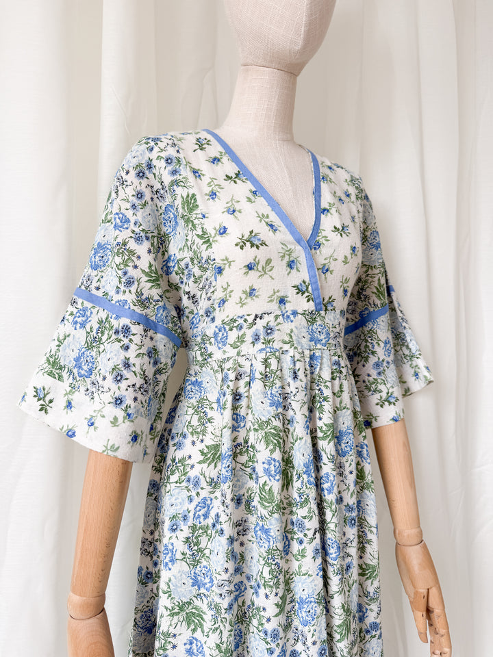 Incredible 1970s Bohemian Raw Cotton Floral Midaxi Dress