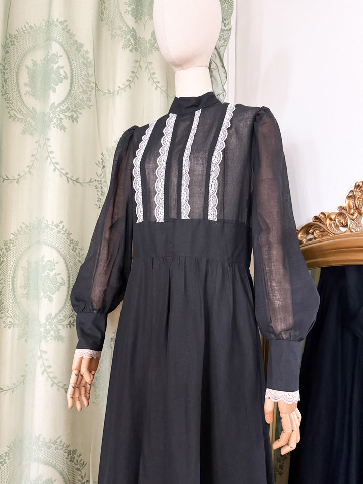SHADOW ~ GORGEOUS 1970S BLACK COTTON LACE TRIMMED MAXI DRESS