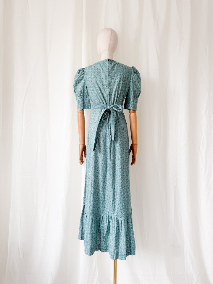 Beautiful Rare Deep Teal 70s Cotton Floral Maxi Dress