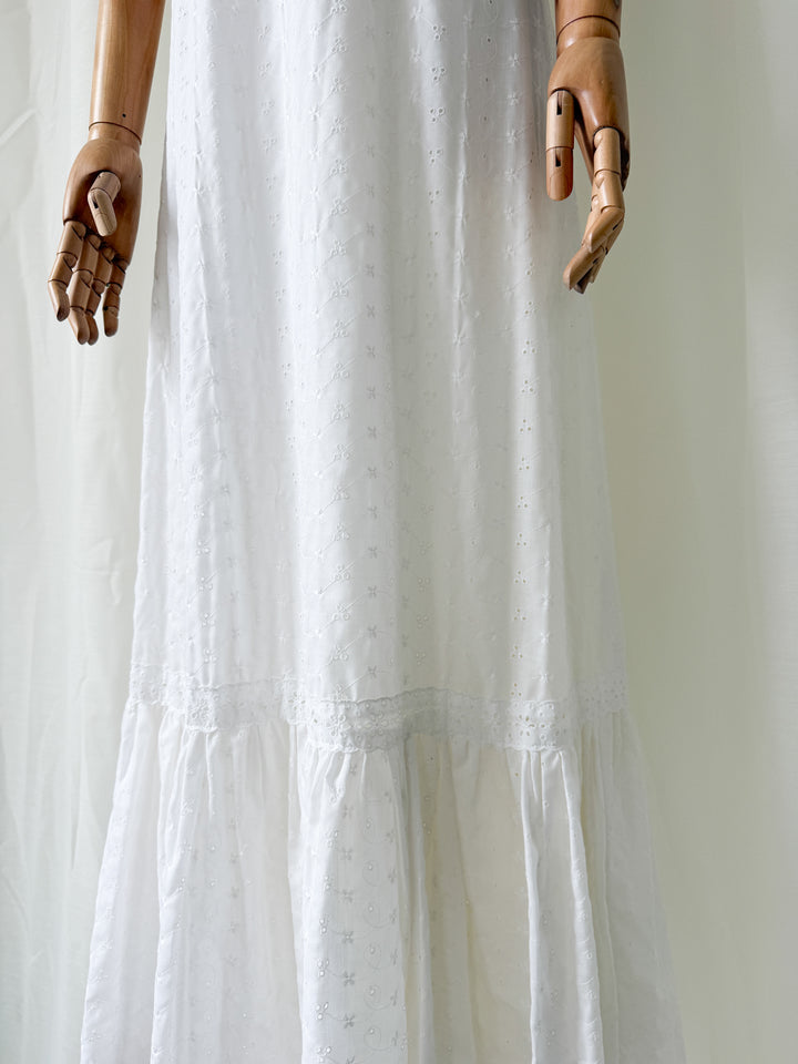 Angelic Divine Rare 1970s Trivia by Charm of Hollywood Broderie Anglaise Cotton Maxi Dress