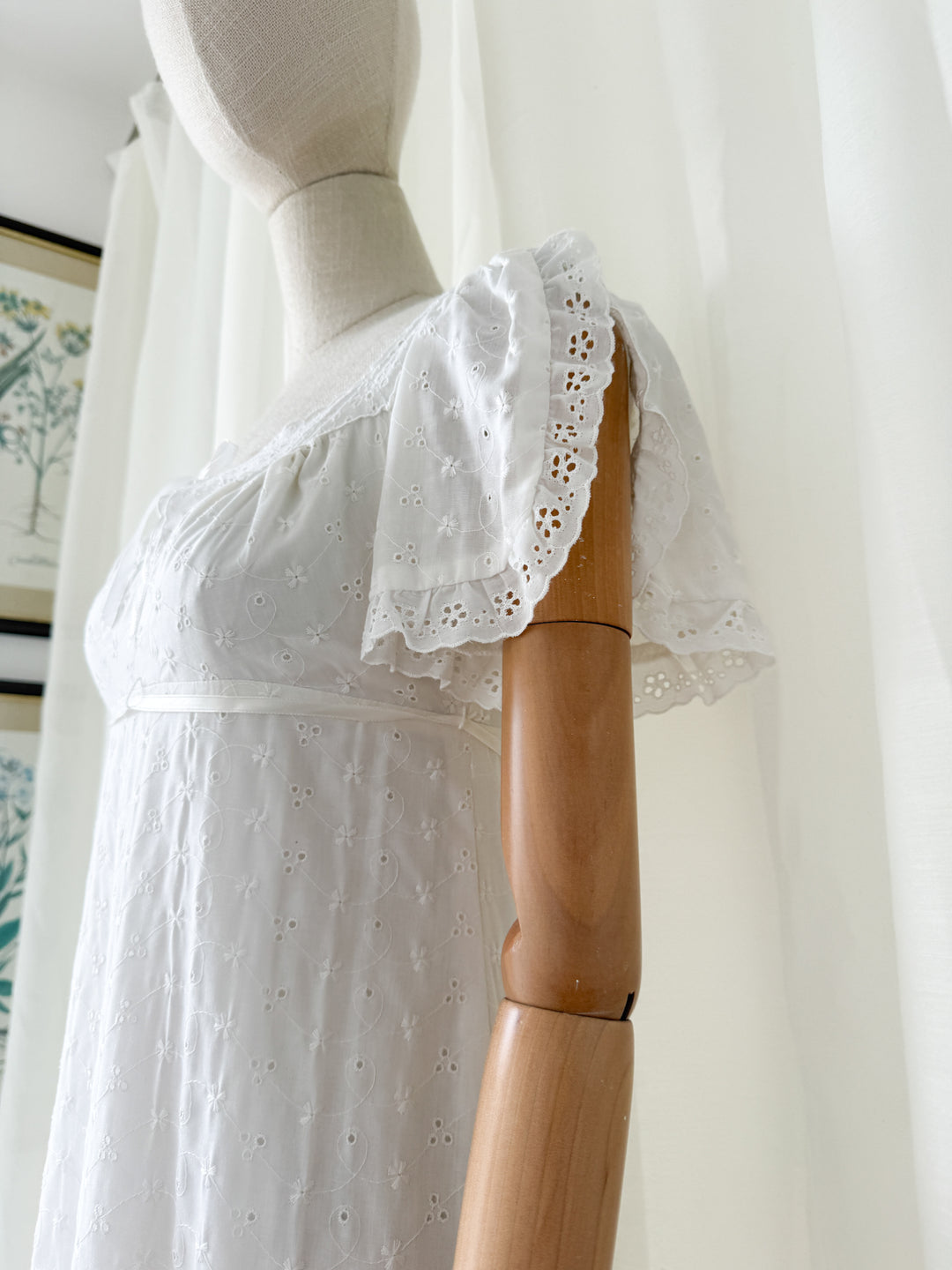 Angelic Divine Rare 1970s Trivia by Charm of Hollywood Broderie Anglaise Cotton Maxi Dress