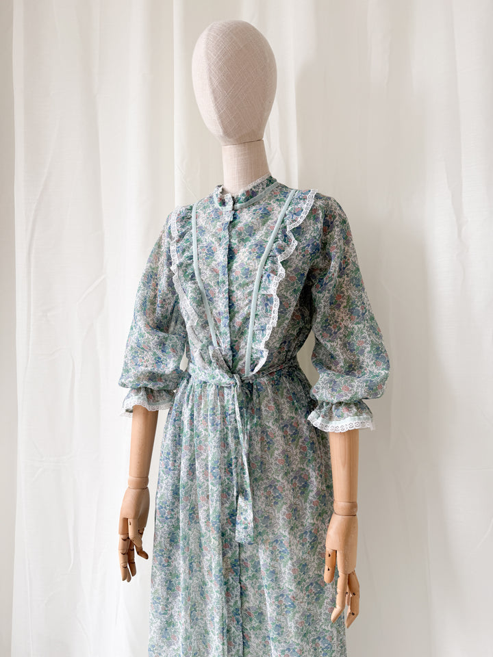 Adorable 1970s Fenwicks Cotton Floral House Dress