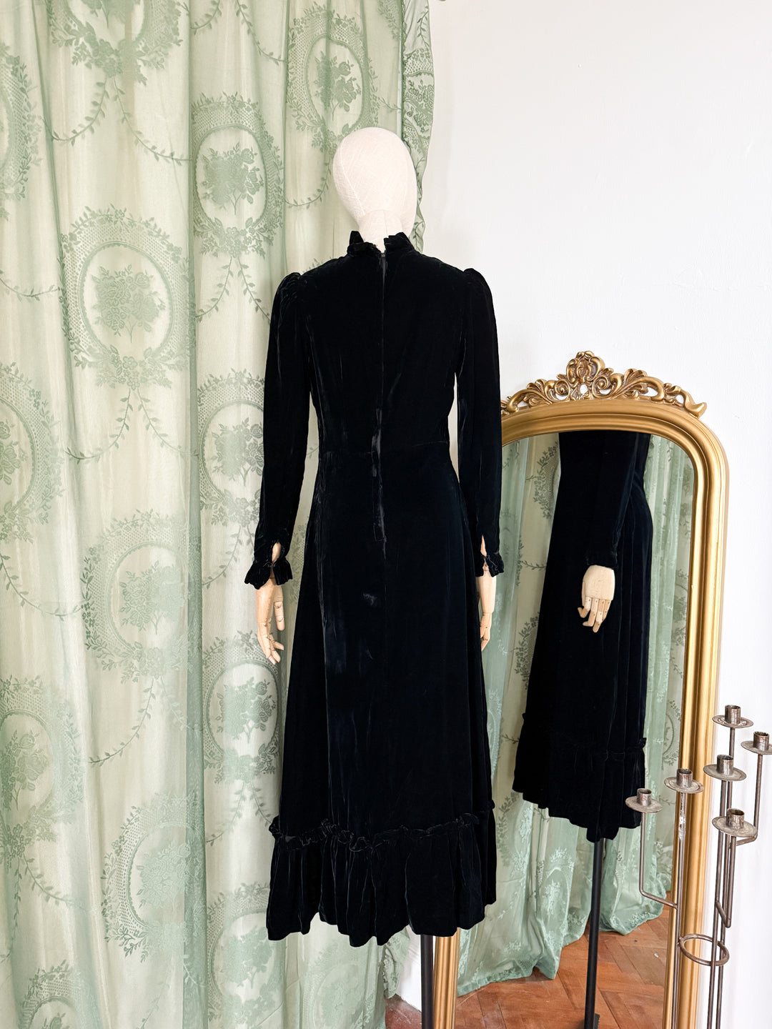 OMEN ~ DIVINE 1970S KADIX BLACK VELVET MAXI DRESS