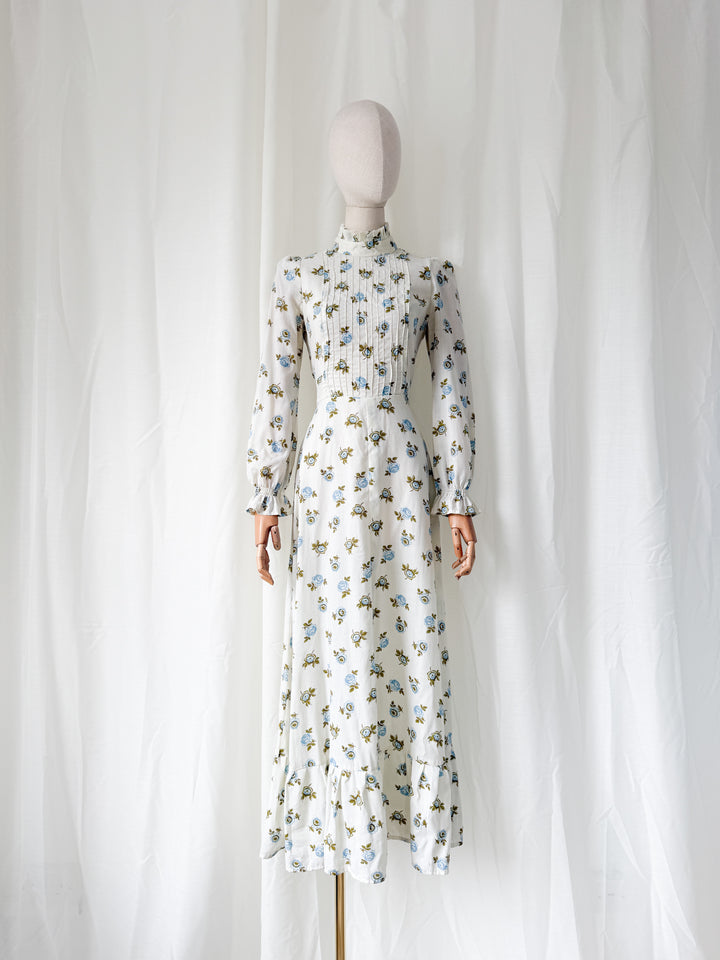 Sweet Rare 1970s Earlybird Floral Cotton Maxi Dress