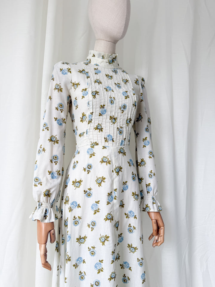 Sweet Rare 1970s Earlybird Floral Cotton Maxi Dress