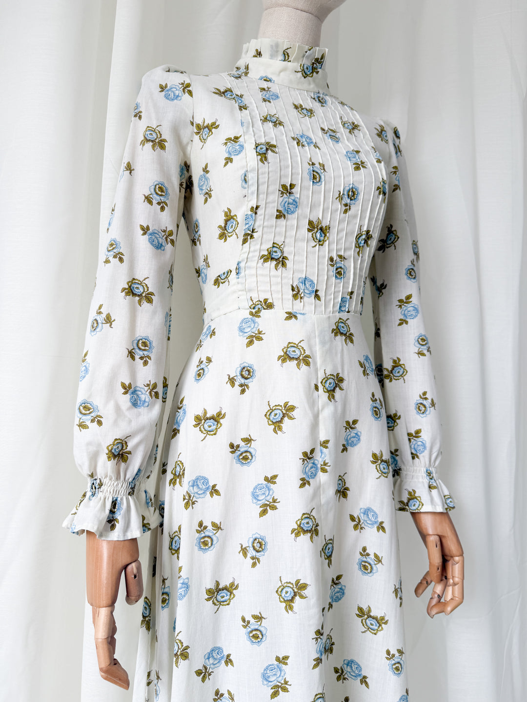 Sweet Rare 1970s Earlybird Floral Cotton Maxi Dress
