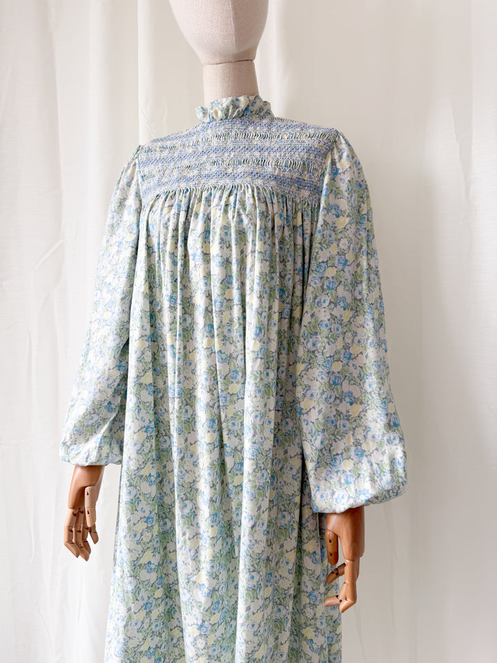 Incredible Beautiful Rare 1970s Liberty Viyella Cotton Wool Blend Hand Smocked Midi Dress