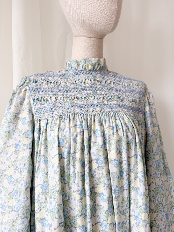 Incredible Beautiful Rare 1970s Liberty Viyella Cotton Wool Blend Hand Smocked Midi Dress