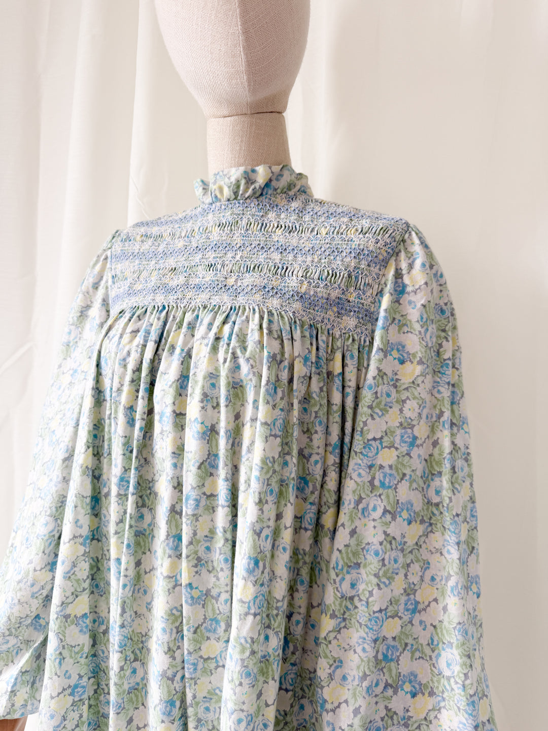 Incredible Beautiful Rare 1970s Liberty Viyella Cotton Wool Blend Hand Smocked Midi Dress