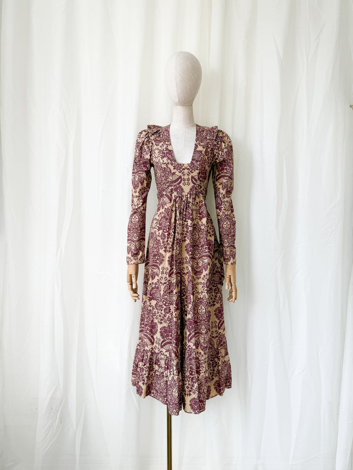Divine Holy Grail Rare 1970s Dove Clothing Company Cotton Prairie Midaxi Dress